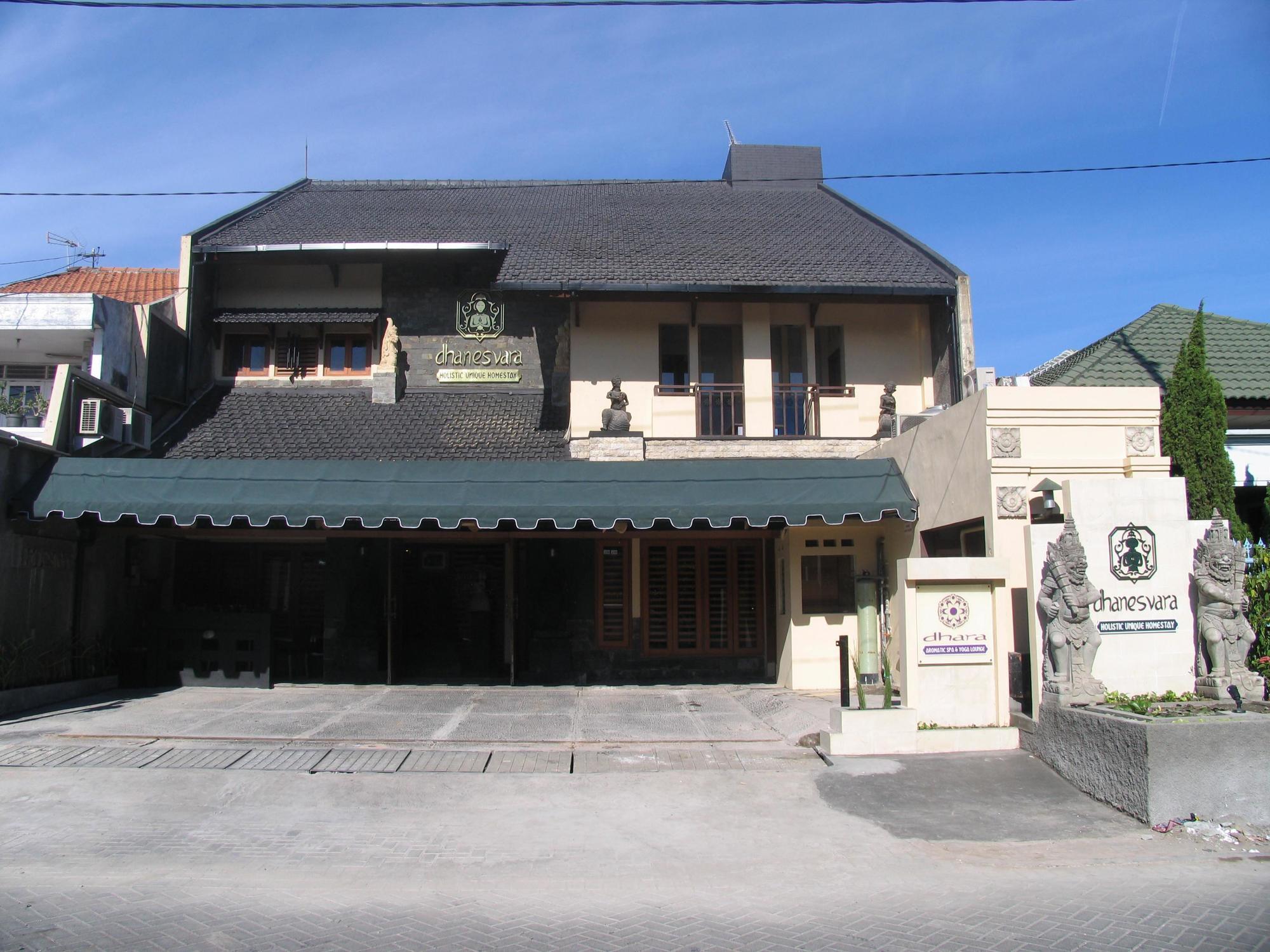 Dhanesvara Holistic Unique Homestay Wonotjolo Εξωτερικό φωτογραφία