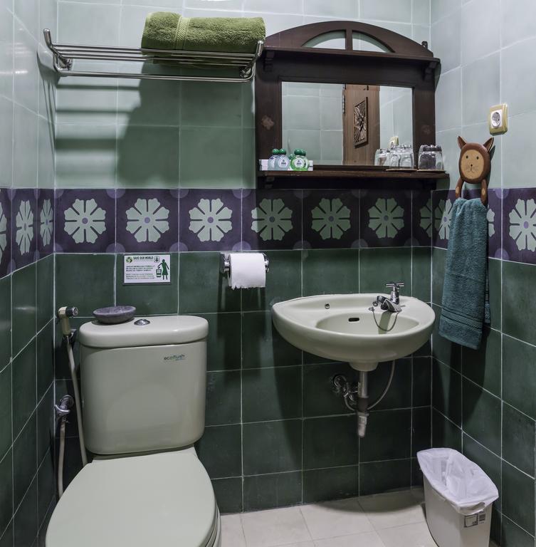 Dhanesvara Holistic Unique Homestay Wonotjolo Εξωτερικό φωτογραφία