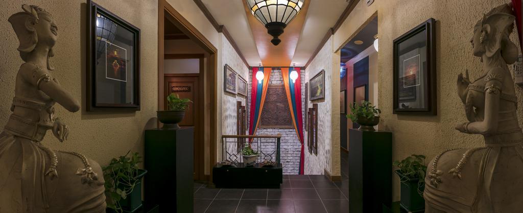 Dhanesvara Holistic Unique Homestay Wonotjolo Εξωτερικό φωτογραφία