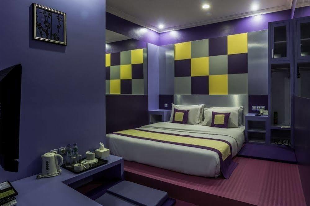 Dhanesvara Holistic Unique Homestay Wonotjolo Εξωτερικό φωτογραφία