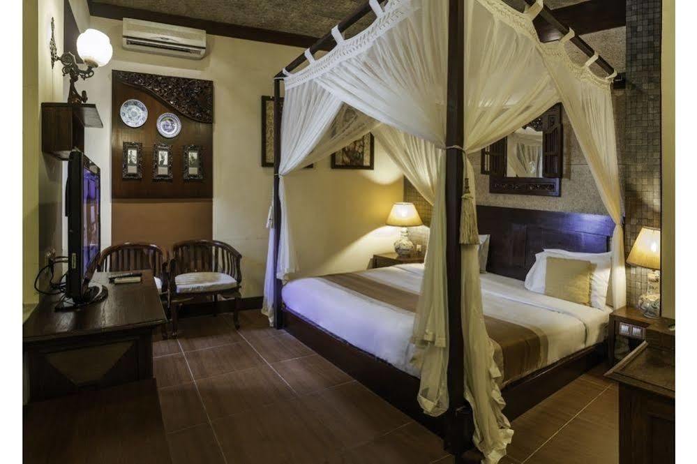 Dhanesvara Holistic Unique Homestay Wonotjolo Εξωτερικό φωτογραφία