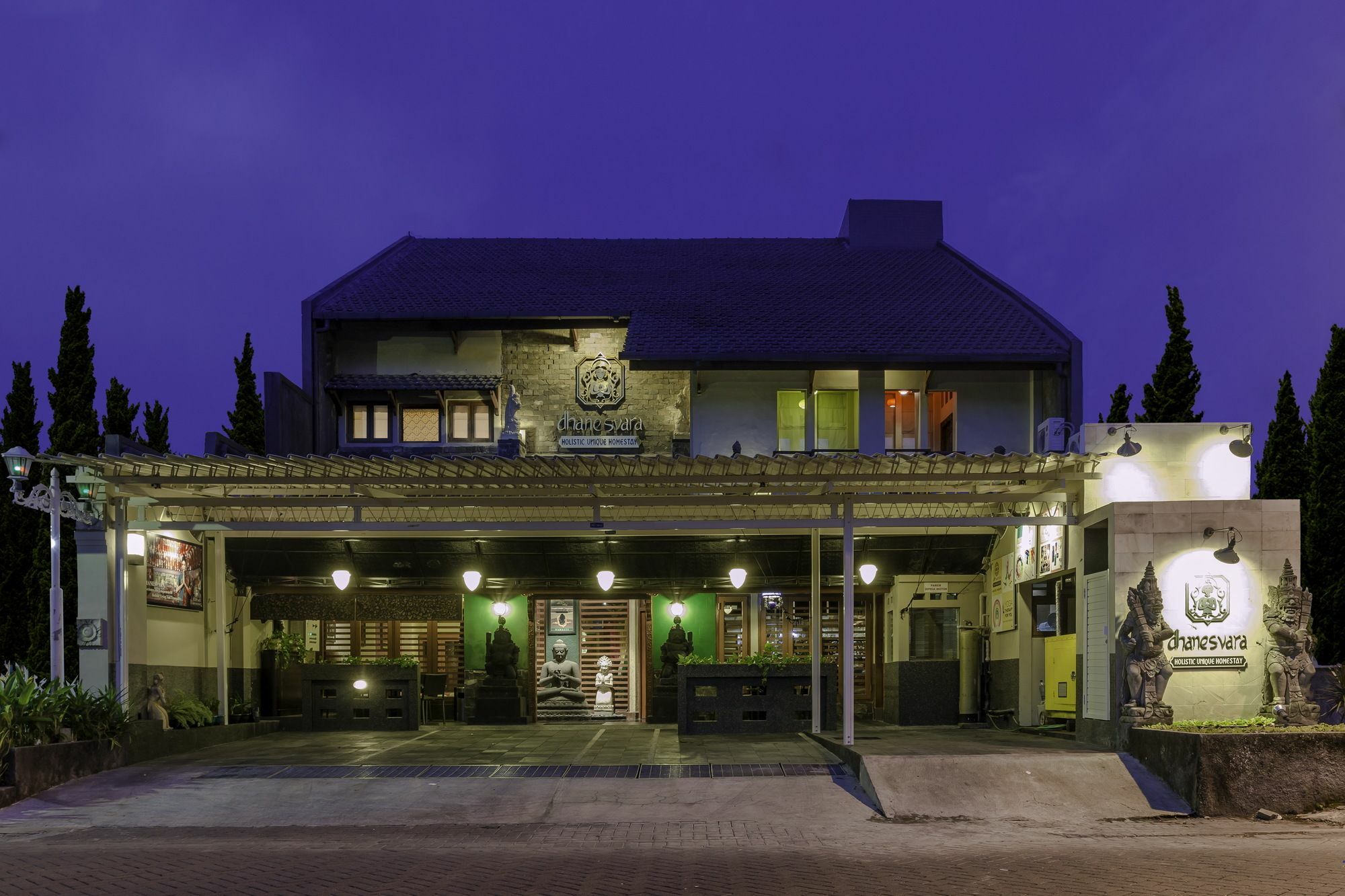 Dhanesvara Holistic Unique Homestay Wonotjolo Εξωτερικό φωτογραφία